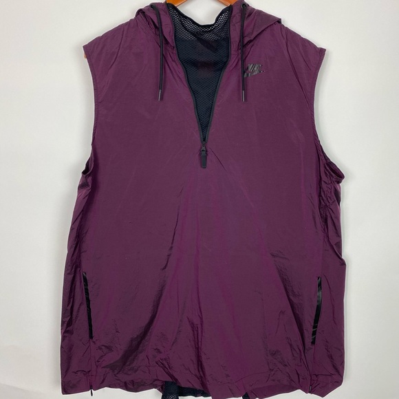 Nike Tech Hypermesh Packable Hooded Vest Jacket - Picture 3 of 11